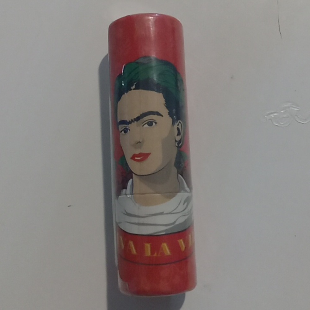 Frida Kahlo #01 Viva Lipstick NWT